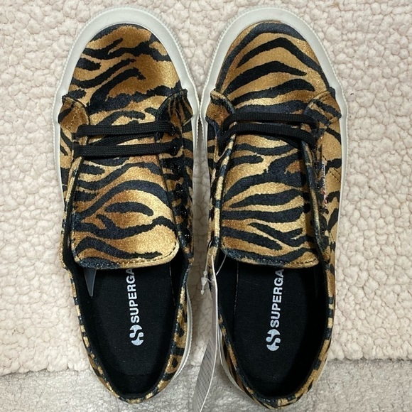Superga Womens Animal Velvet Print Gold Fashion Sneakers Shoes SZ US 8.5 NWT - Picture 5 of 11
